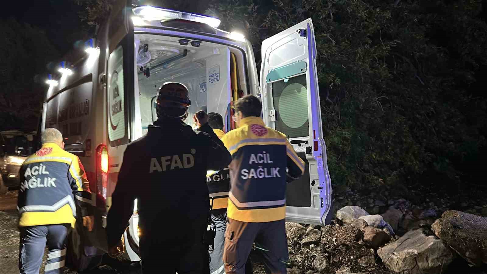 Isparta’da Yazılı Kanyon’da mahsur kalan 3 İHH gönüllüsü kurtarıldı