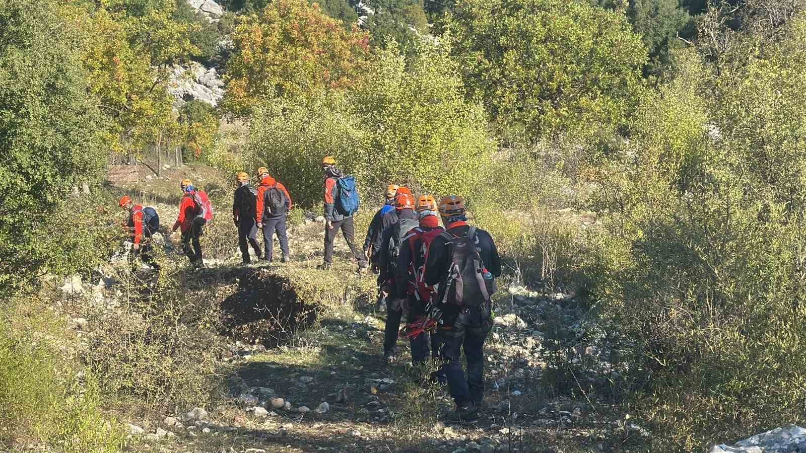 Yazılı Kanyon’da mahsur kalanlar için kurtarma çalışmaları devam ediyor